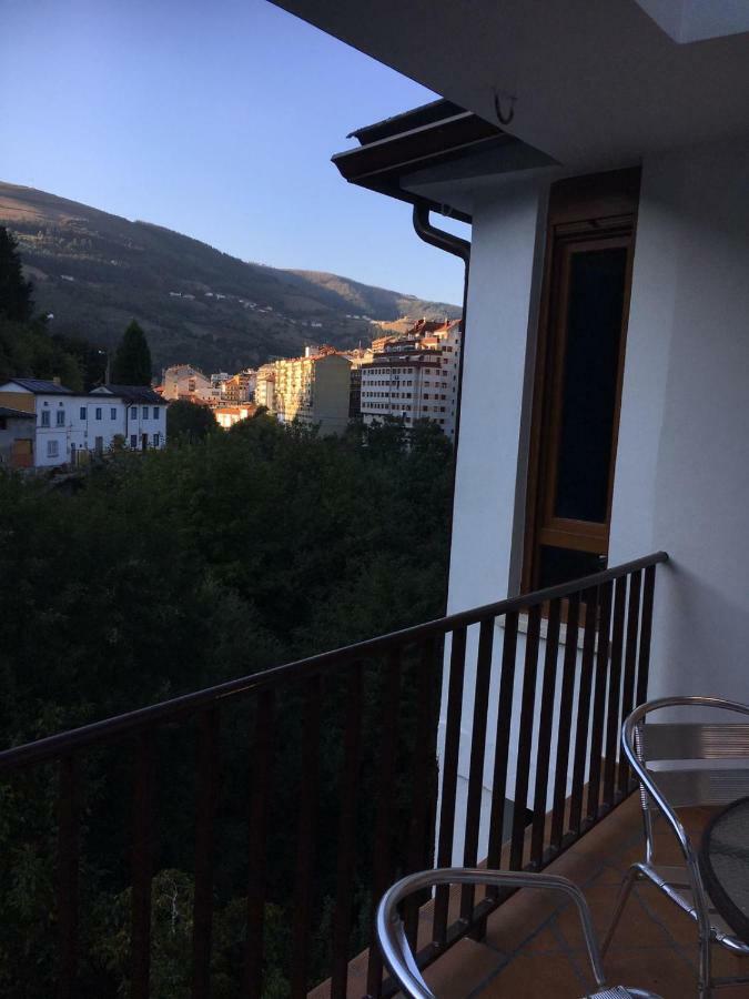 Appartement Narcea Turismo Real à Cangas De Narcea Extérieur photo